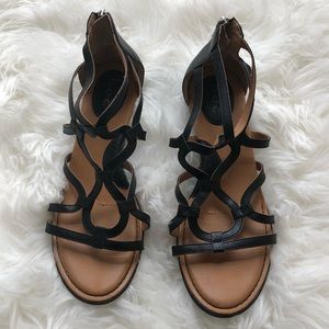 BOC SANDAL (worn once)